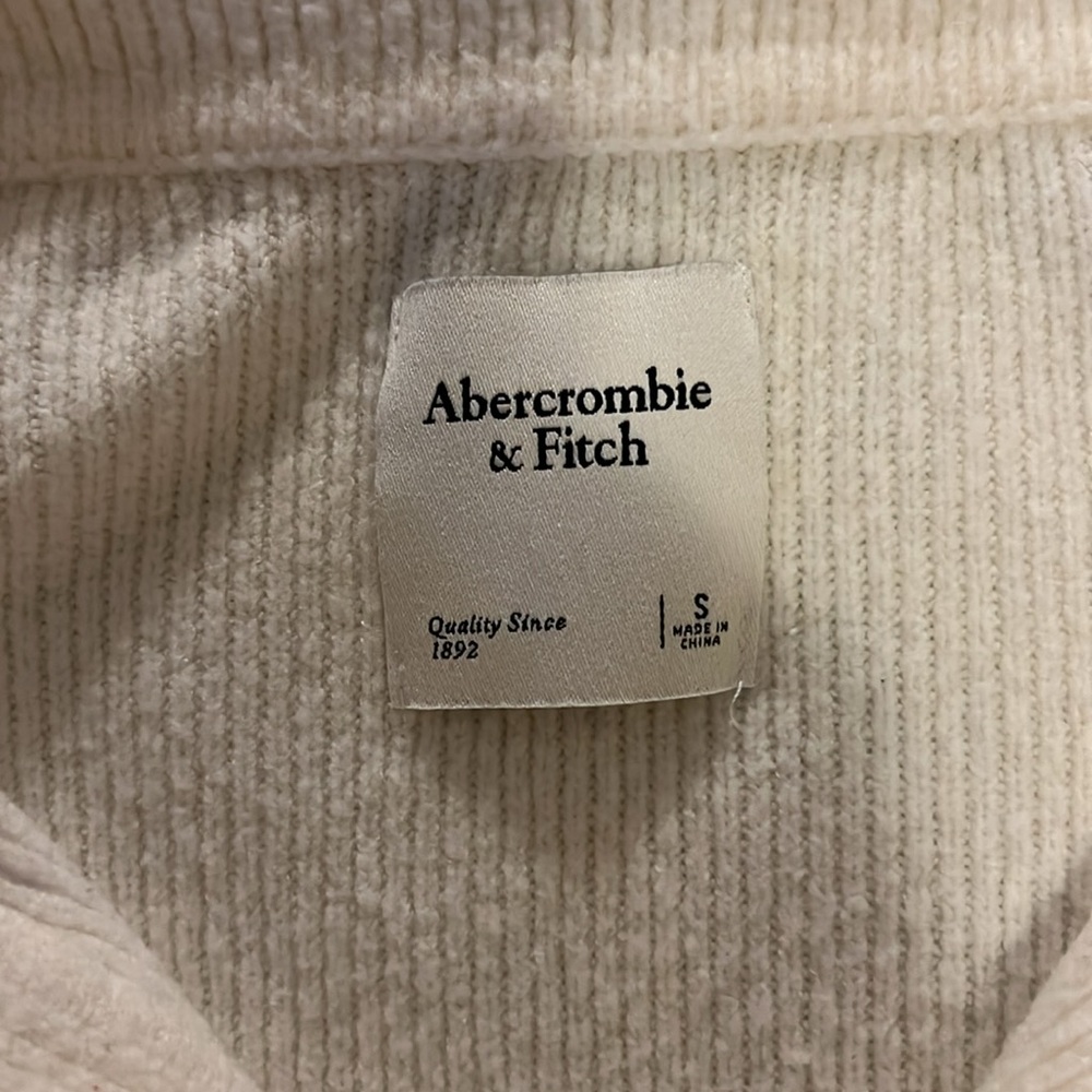 Abercrombie polo sweater - Picture 2 of 4